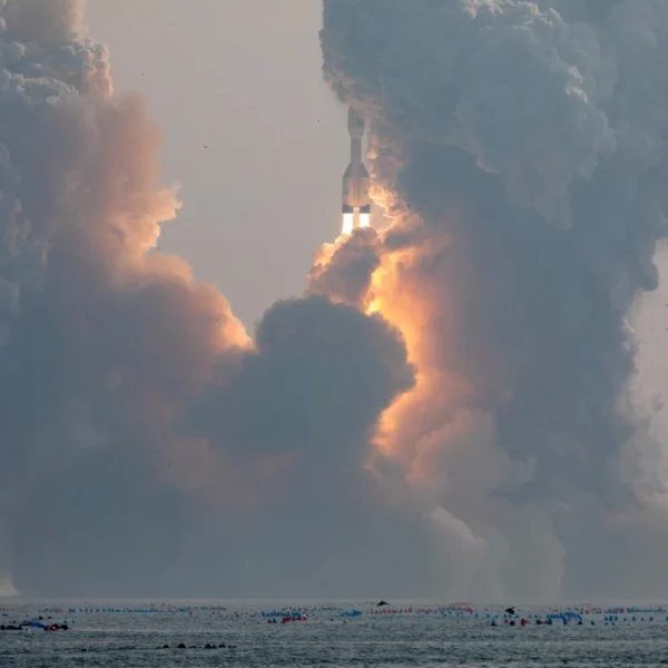 China’s Gravity-1 Rocket Finally Launches Into Space